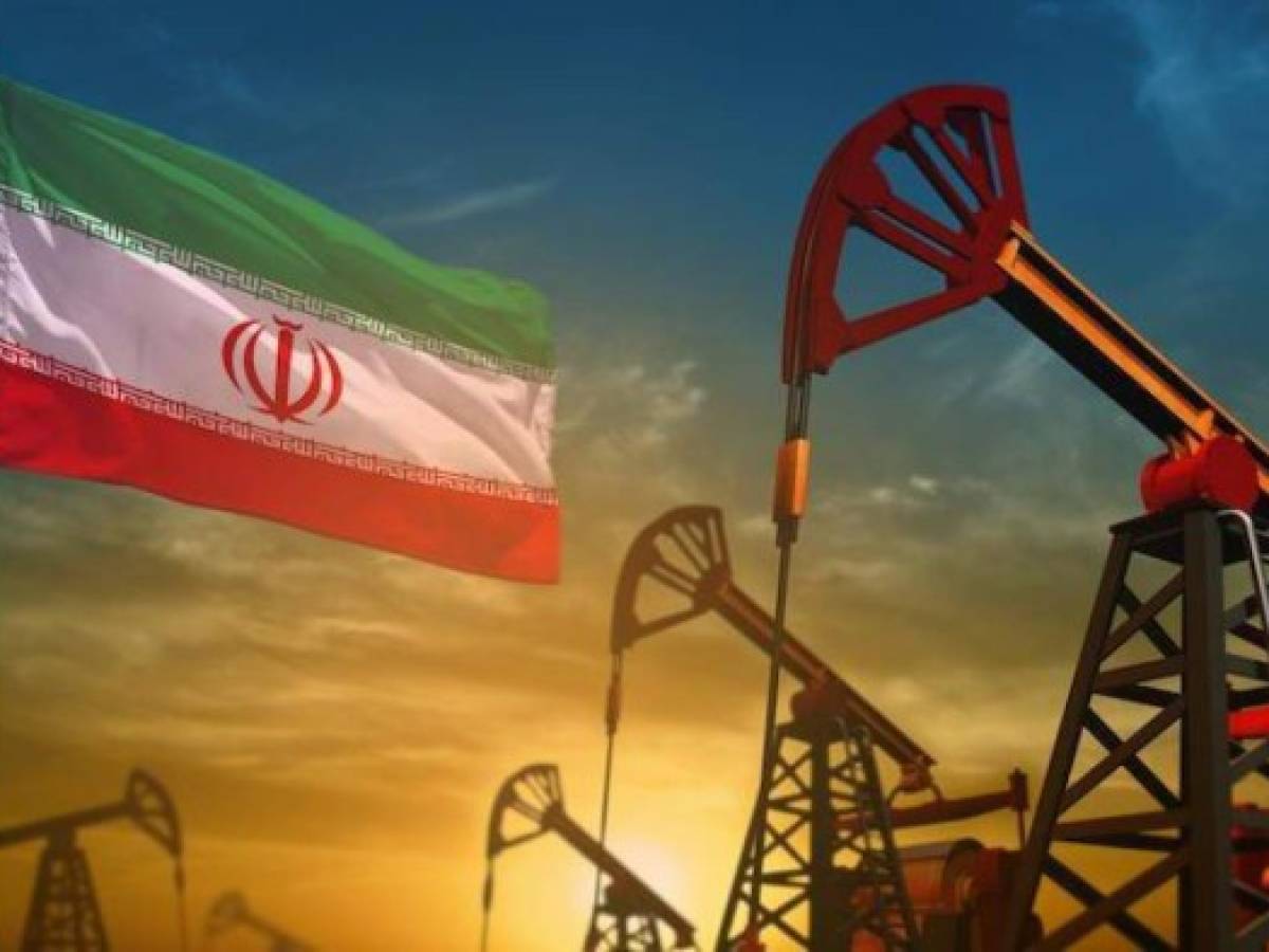 Precios del petróleo se disparan 4% tras ataque de EEUU a comandante iraní