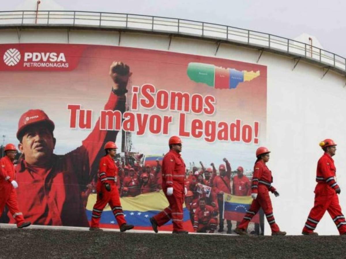 PDVSA, el pilar económico de Venezuela que se desplomó en 20 años de chavismo