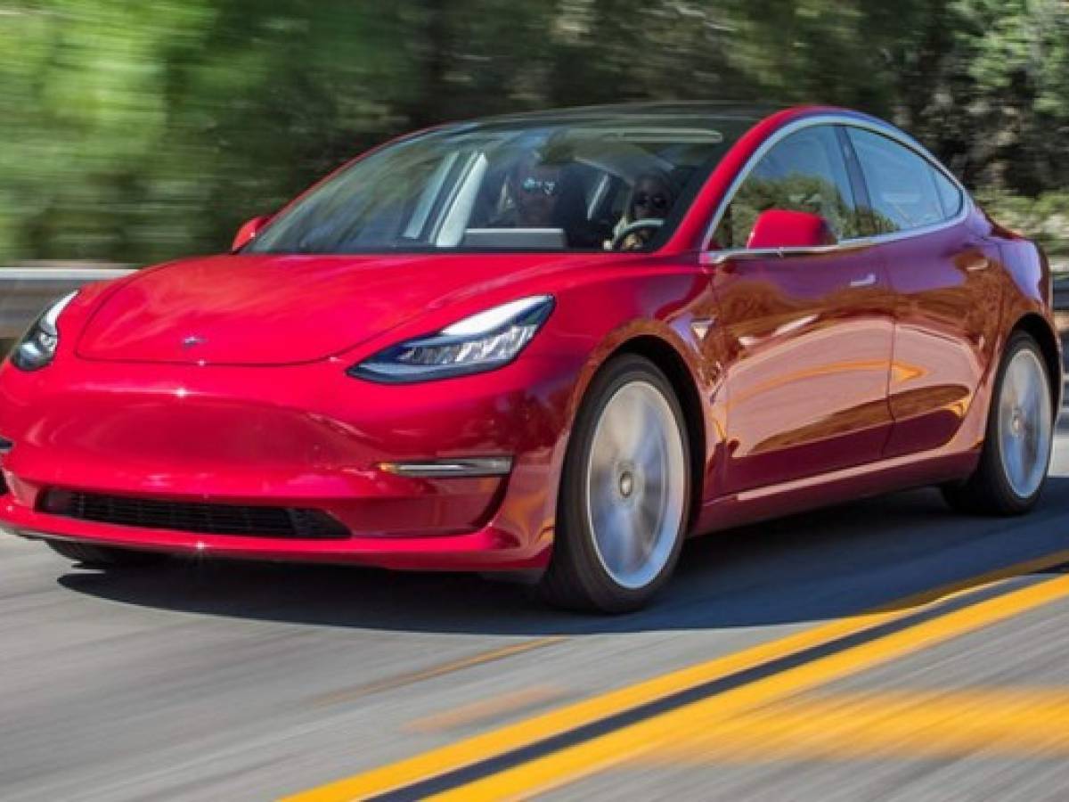 Tesla quiere conquistar al gran público con el Model 3