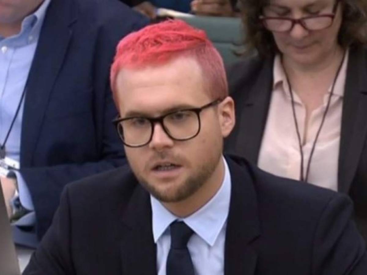 Christopher Wylie experto canadiense en data y extrabajador de Cambridge Analytica. Christopher Wylie experto canadiense en data y extrabajador de Cambridge Analytica.