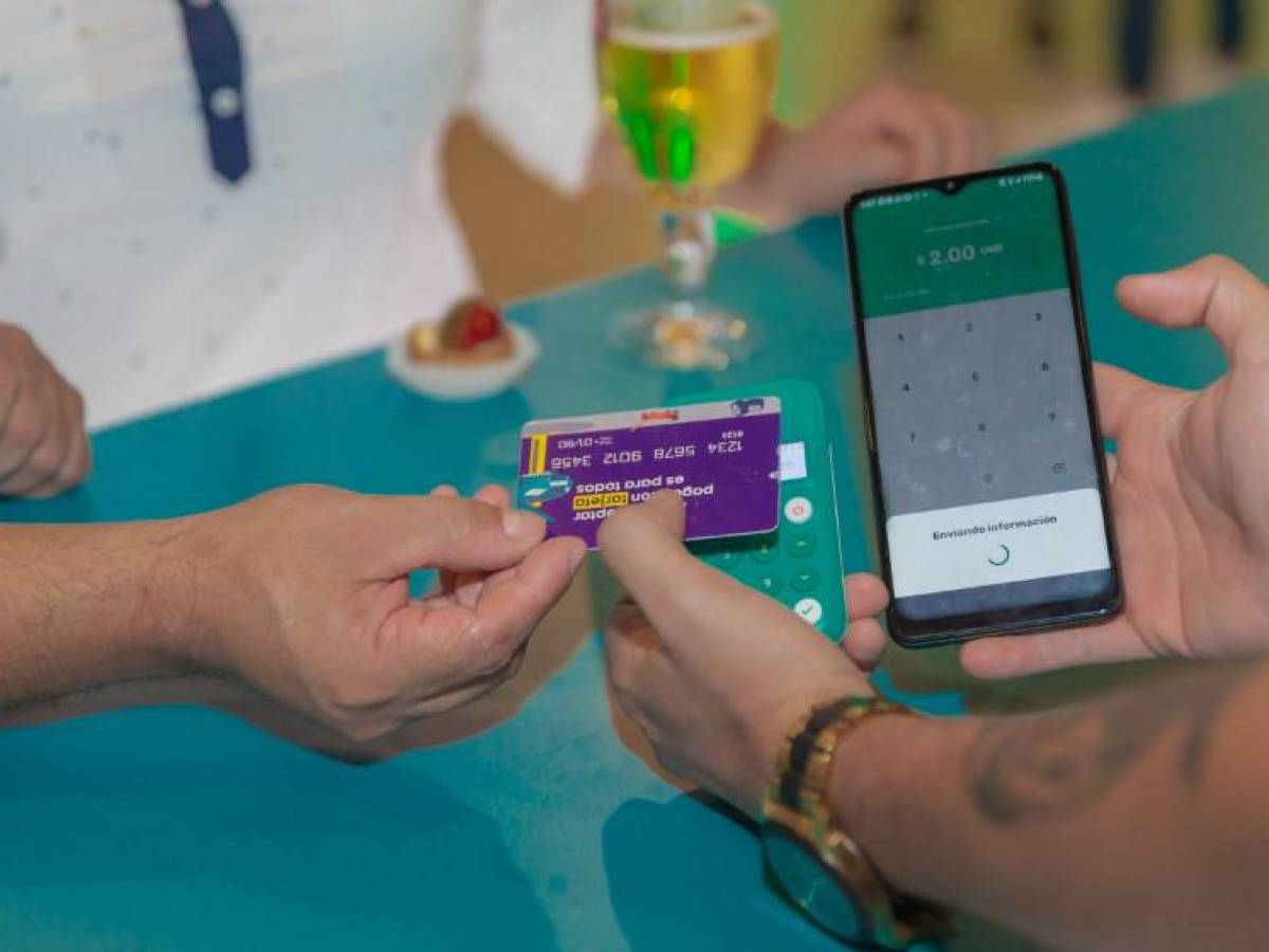 La fintech salvadoreña Cubo destaca en competencia regional La fintech salvadoreña Cubo destaca en competencia regional