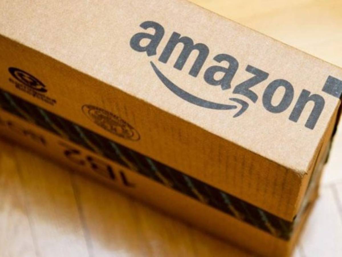 Bezos, el más rico... pero la ganancia de Amazon cae