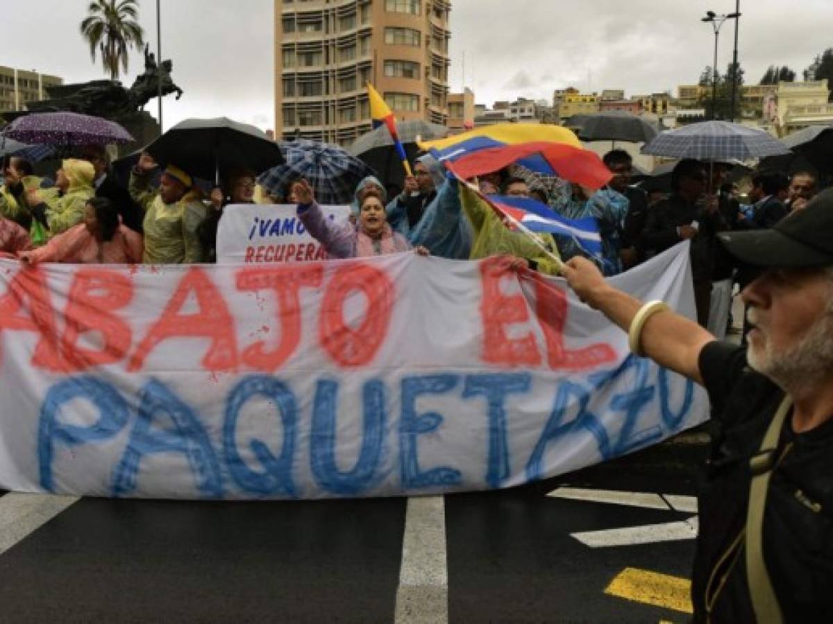 Ecuador desmantela los subsidios y se desatan protestas sociales