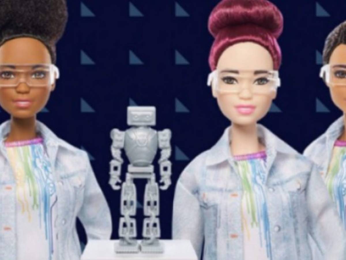 Barbie se gradúa y es ingeniera en robótica que ama las matemáticas