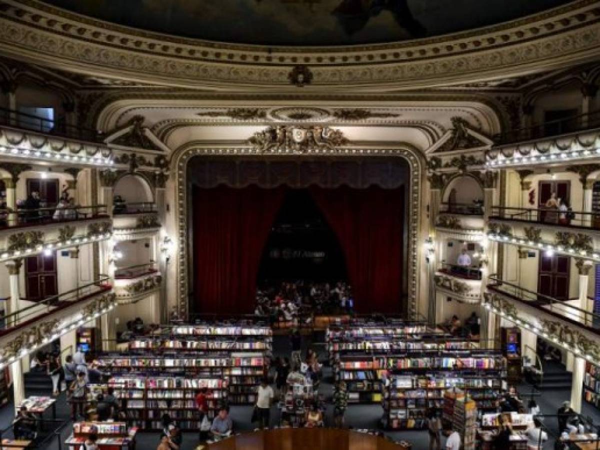 View of the 'El Ateneo Grand Splendid' bookstore in Buenos Aires, Argentina, on January 9, 2019. - El Ateneo Grand Splendid is a bookshop in Buenos Aires that was named the 'world's most beautiful bookstore' by National Geographic in 2019. (Photo by RONALDO SCHEMIDT / AFP)