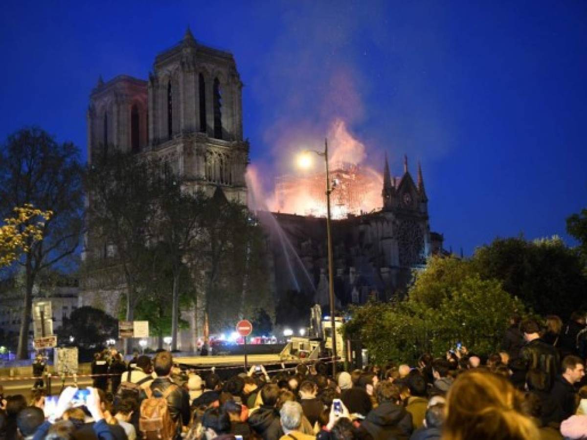 ¿Será posible rescatar el patrimonio de la catedral de Notre Dame?