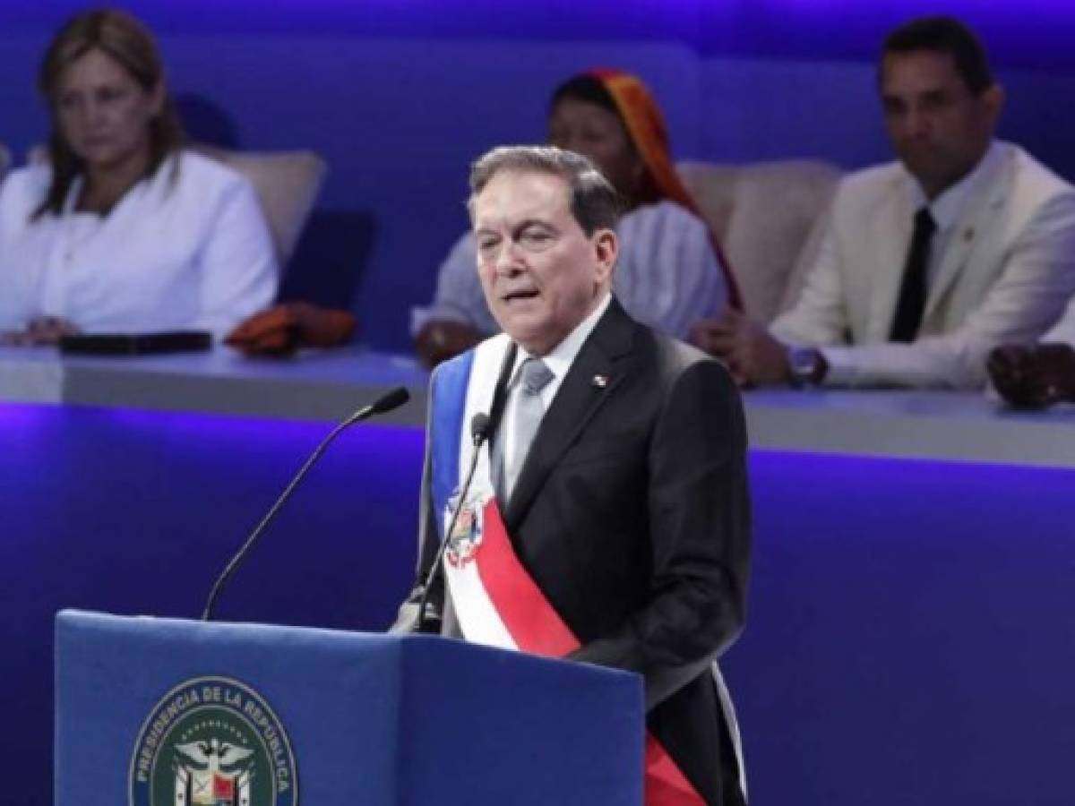 Presidente de Panamá cumple dos años en medio protestas