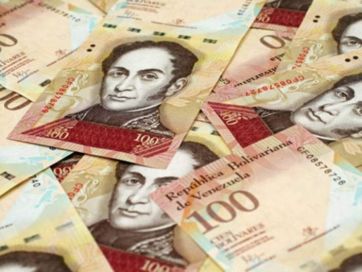 SyP coloca en 'default' a la deuda de Venezuela