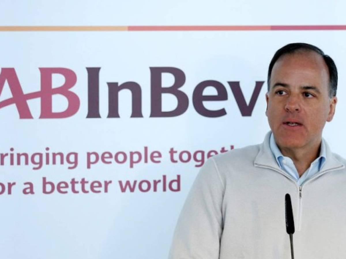 Director financiero del gigante cervecero AB InBev dejará su cargo