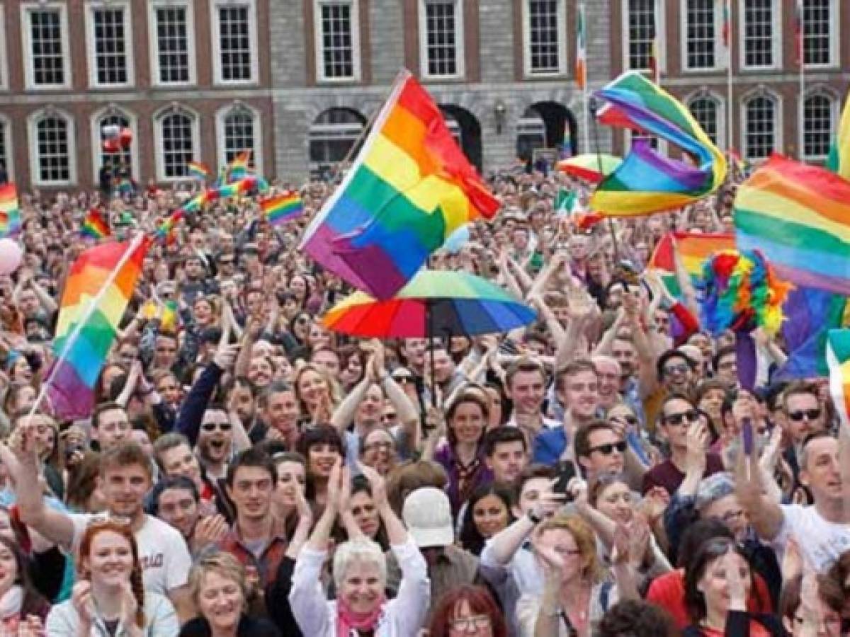 Irlanda aprueba matrimonio gay por referéndum