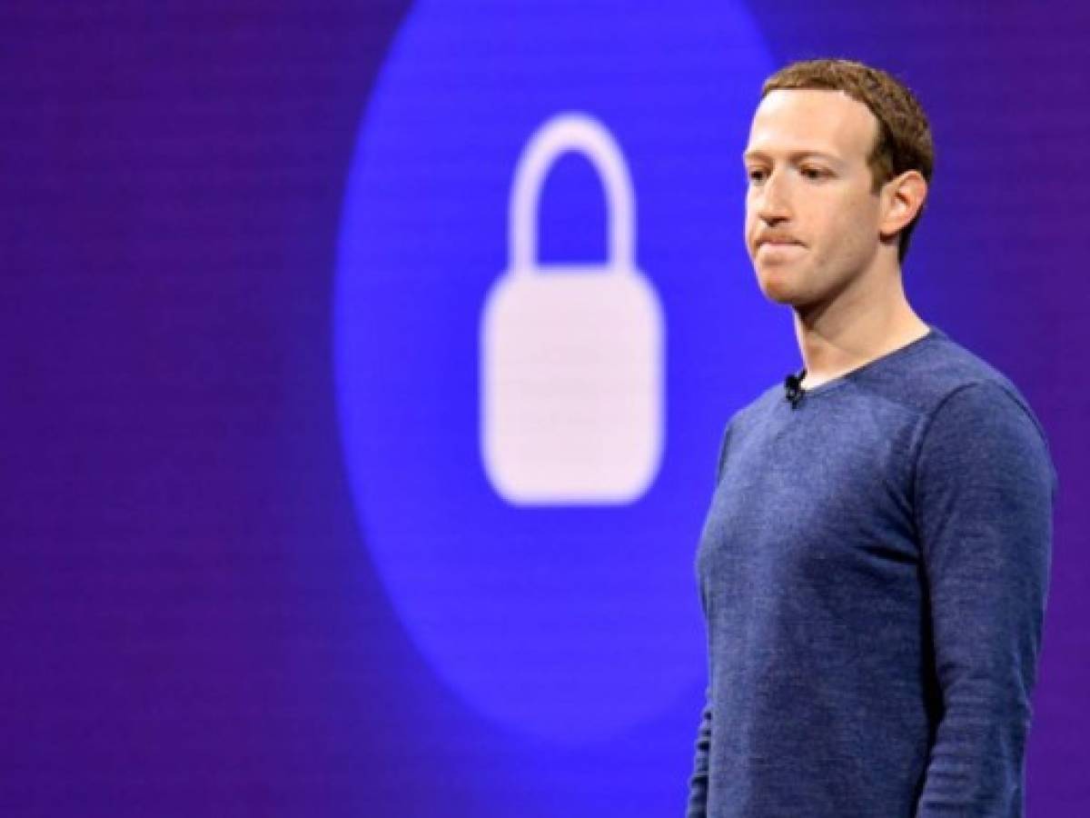 Facebook pierde US$100.000 millones de capitalización