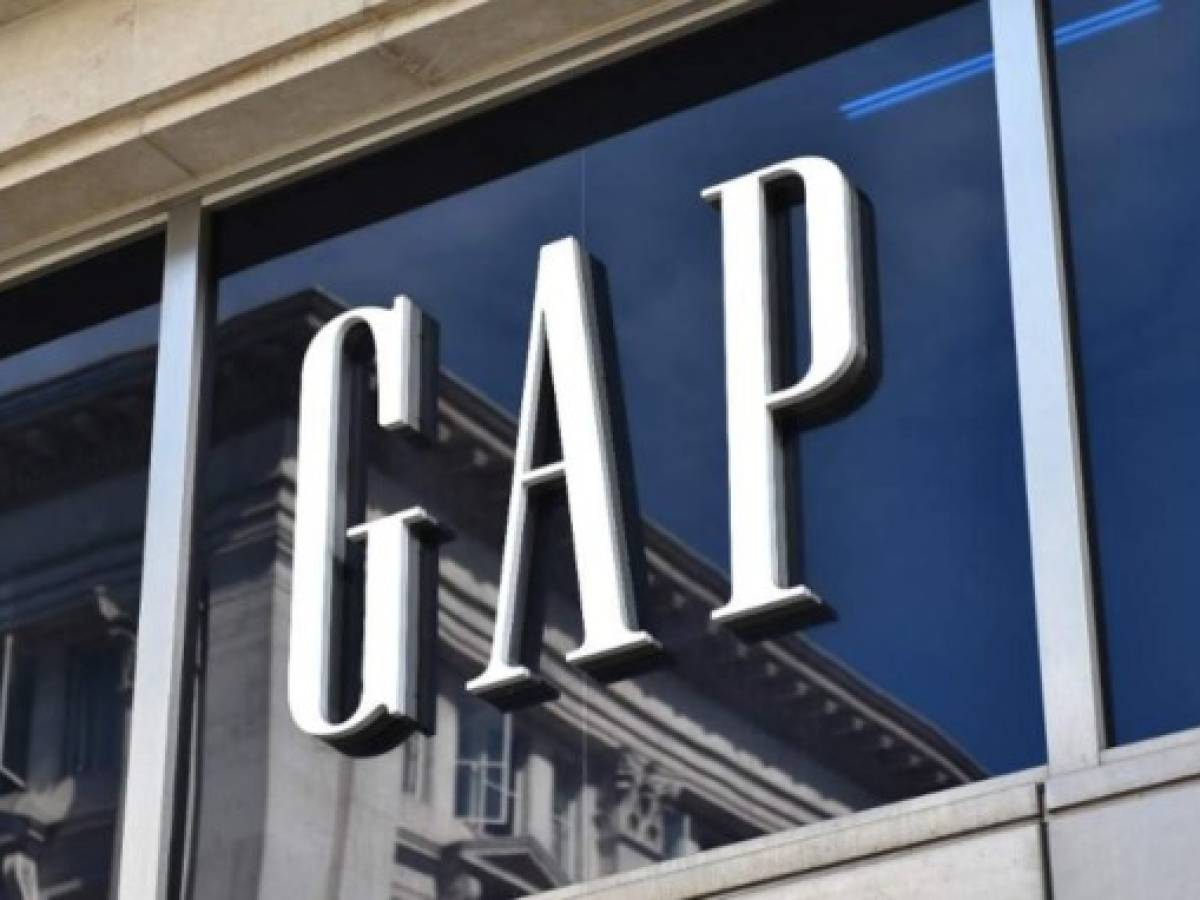 GAP fracasa con estrategia de mercado y CEO deja su puesto