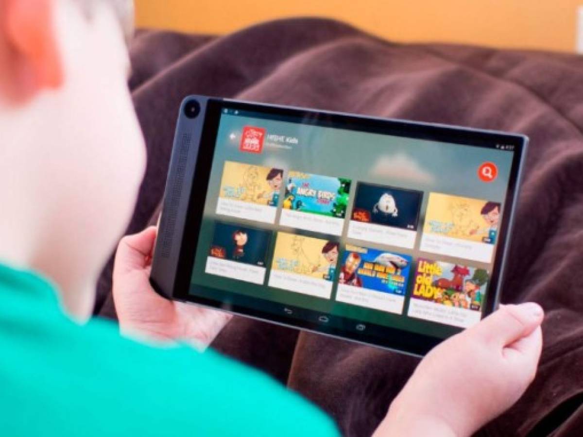 OMS recomienda menos pantallas y más juegos para los niños