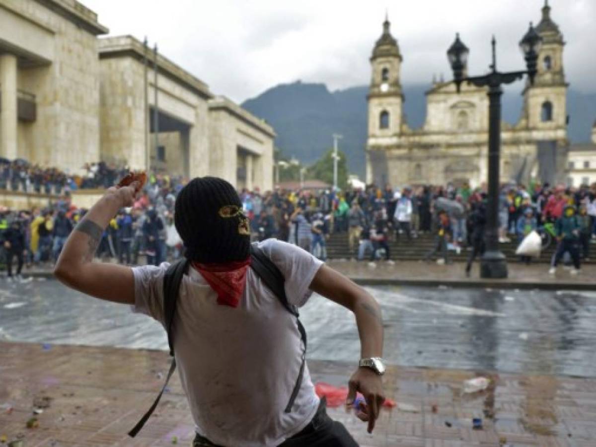 Colombia se une a rabia latinoamericana con fuertes protestas