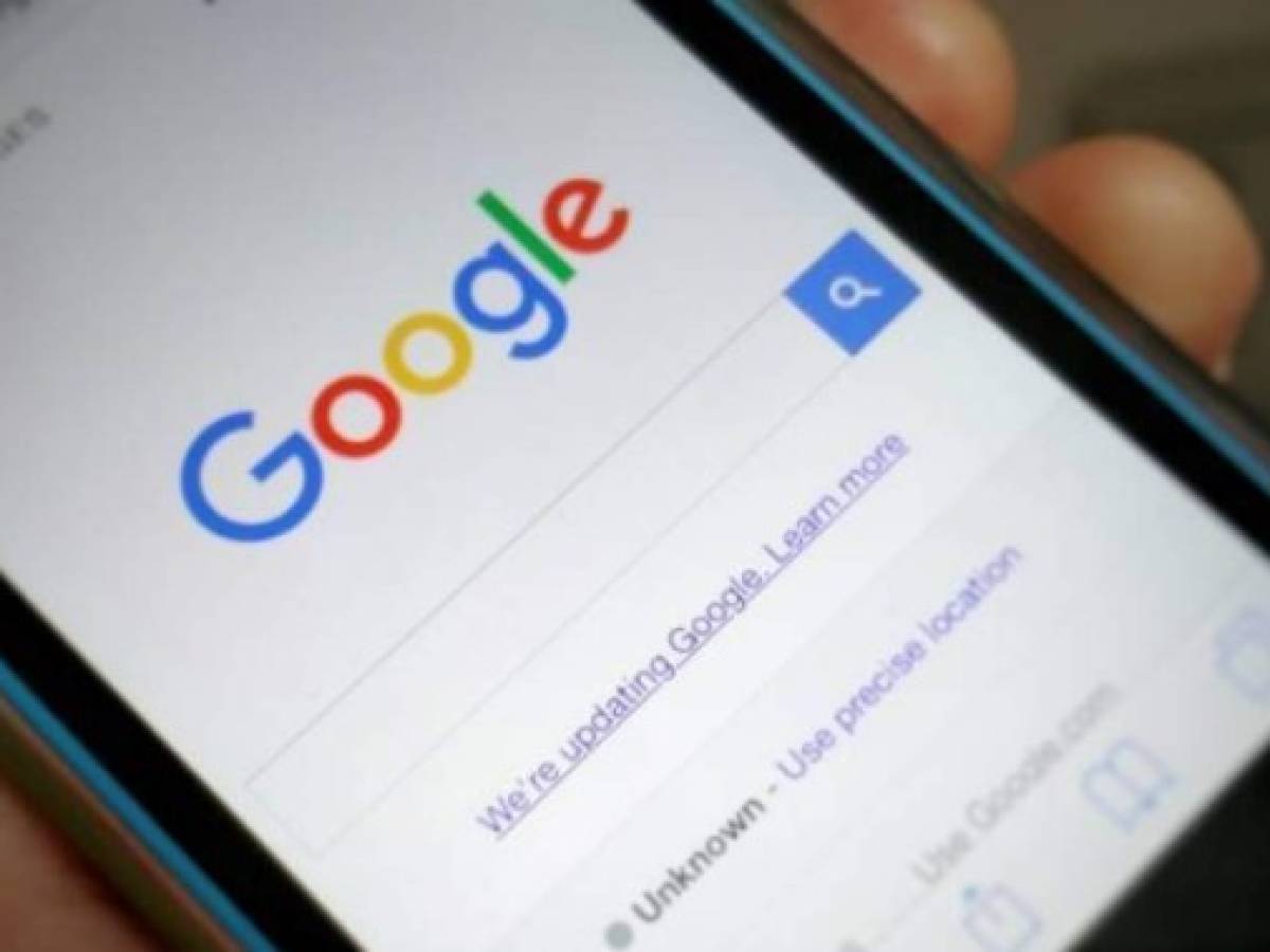 Francia multa a Google por uso de datos personales