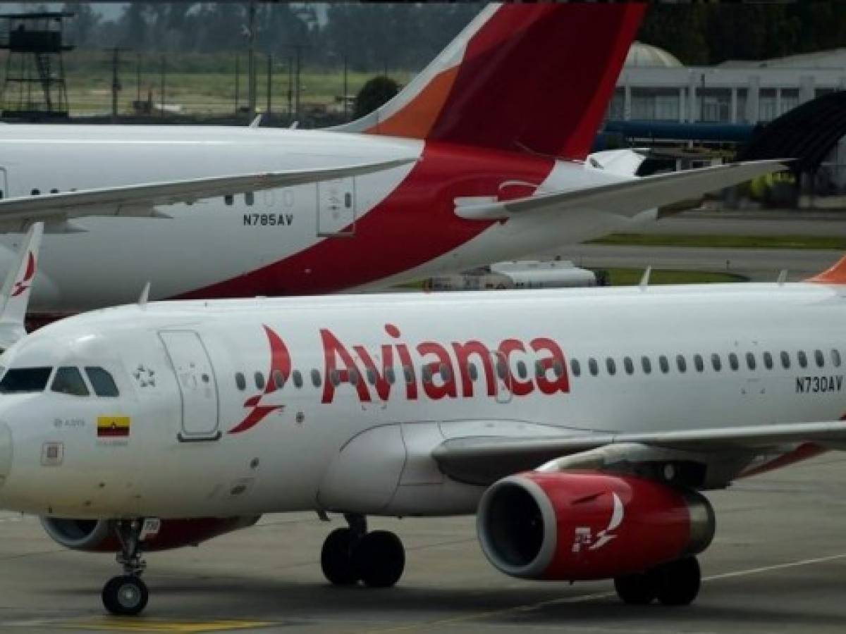 Huelga de pilotos de Avianca paraliza 150 vuelos