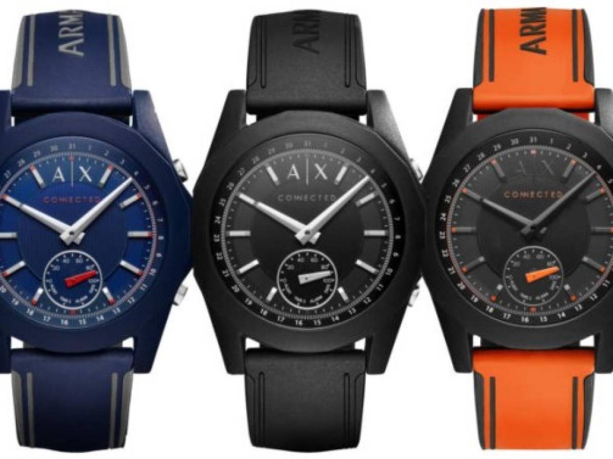 Swarovski y Armani entran al mercado de los smartwatches