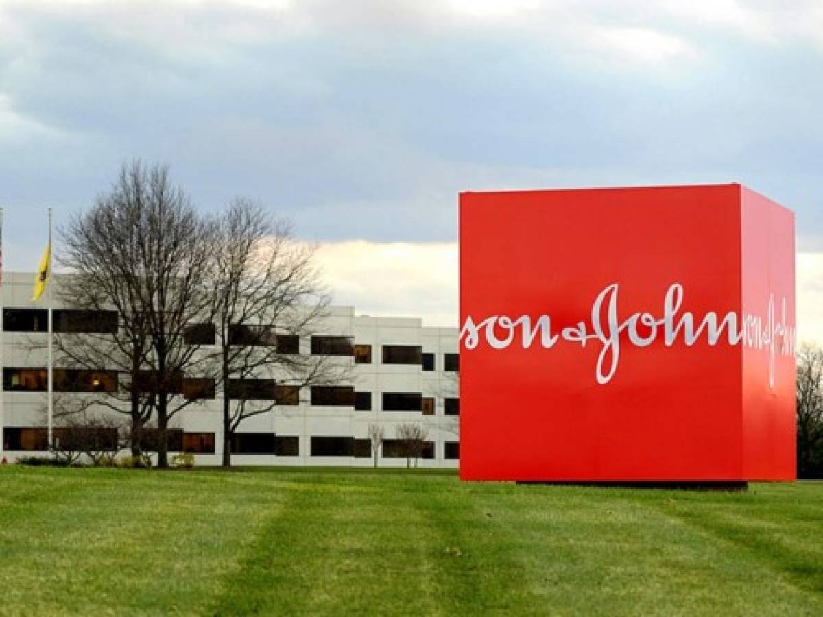 Johnson y Johnson acuerda compra de empresa de biotecnología