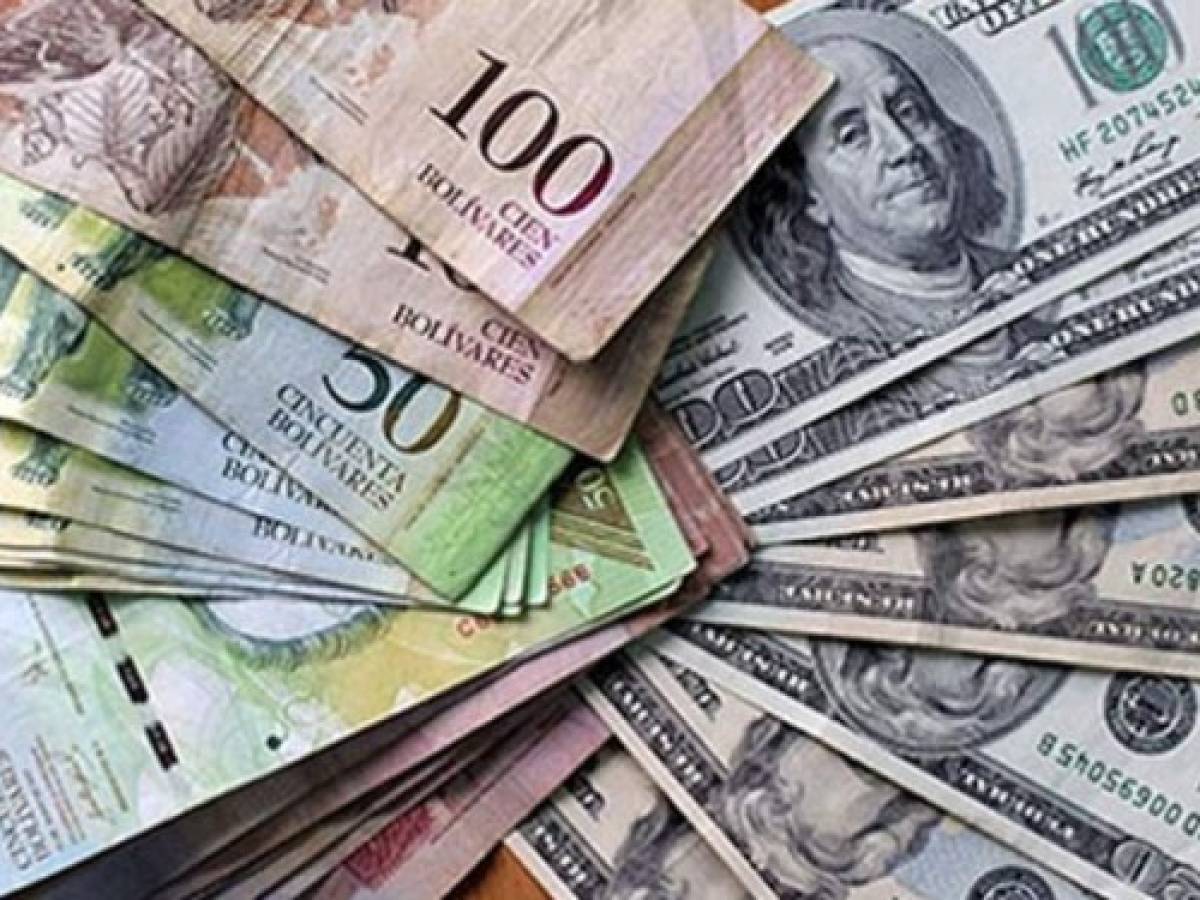Venezuela: Uso de reservas dispara dólar paralelo