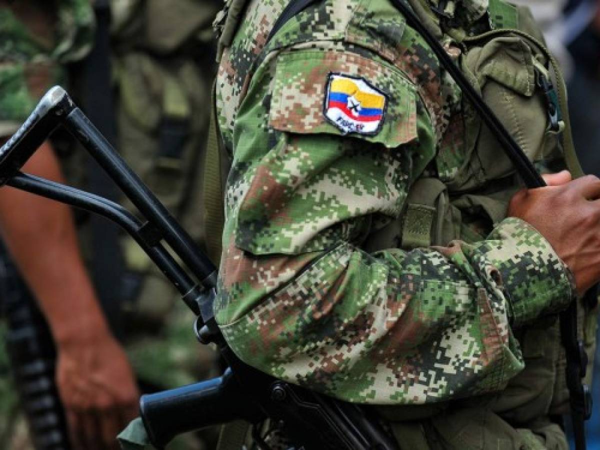Bombardeo a FARC debilita proceso de paz