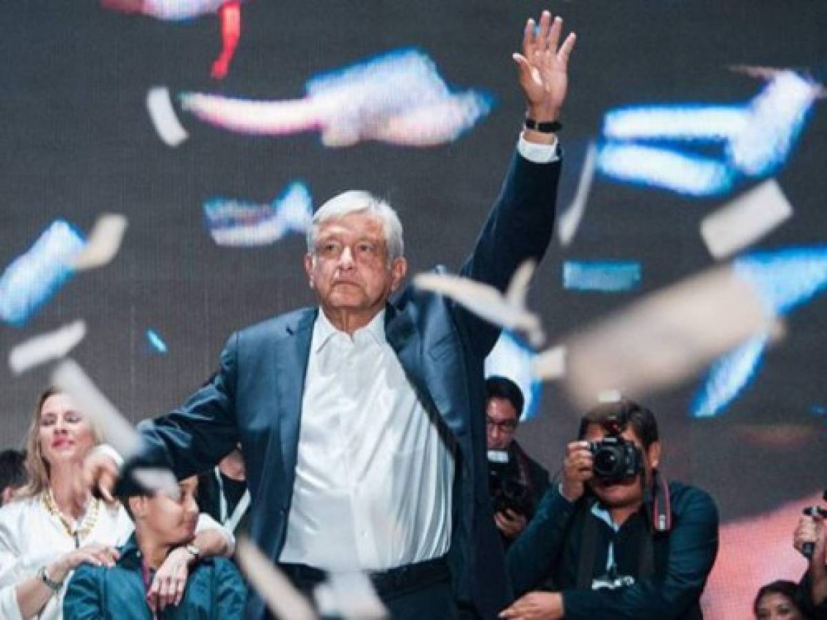 Persistente y activo, así define Watson a López Obrador