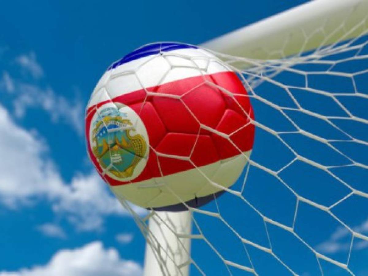 Costa Rica reanudará en 10 días su torneo de fútbol, suspendido por coronavirus