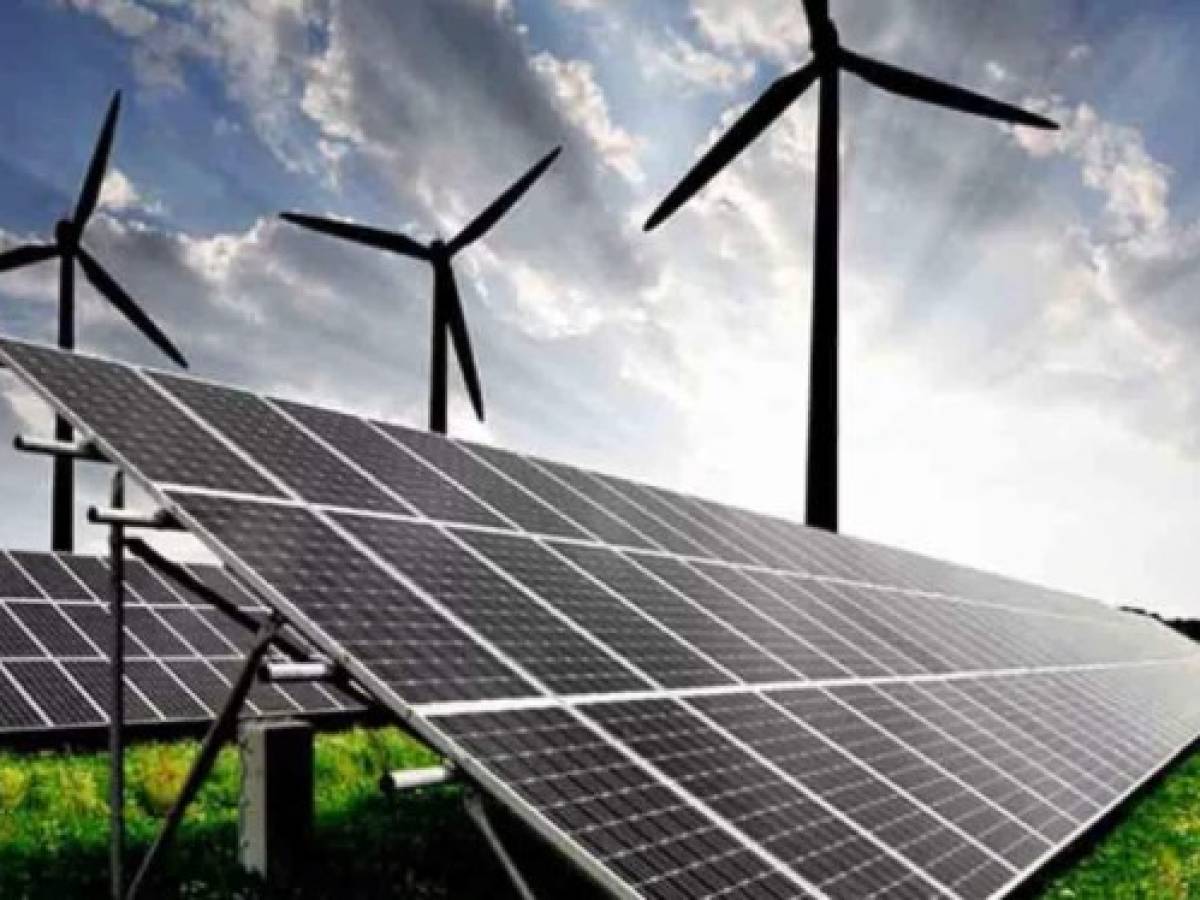 AIE prevé fuerte crecimiento de energías renovables en el mundo en 2019