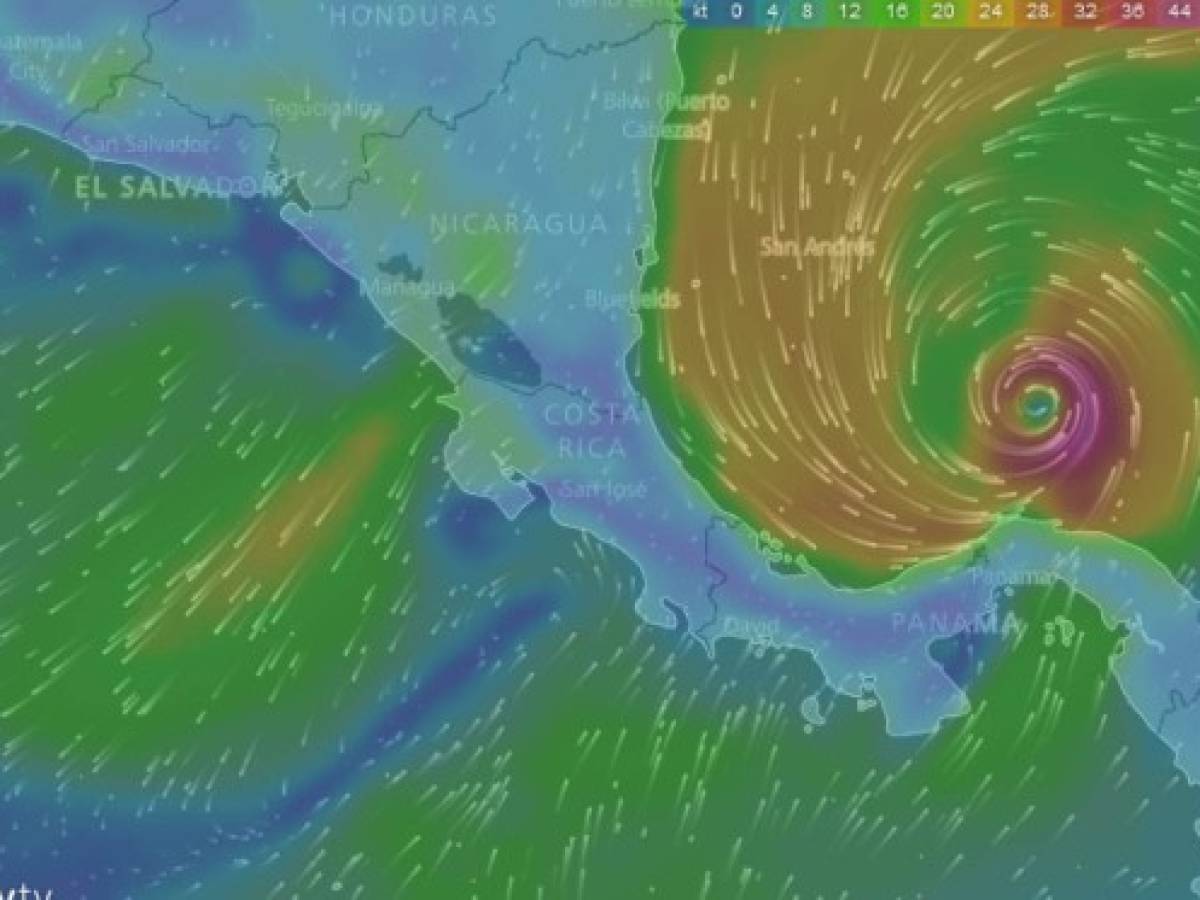 Nicaragua, Costa Rica y Panamá en alerta por huracán Otto
