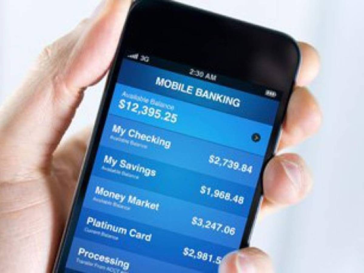 Cinco razones por las que las personas prefieren smartphones para operar con bancos