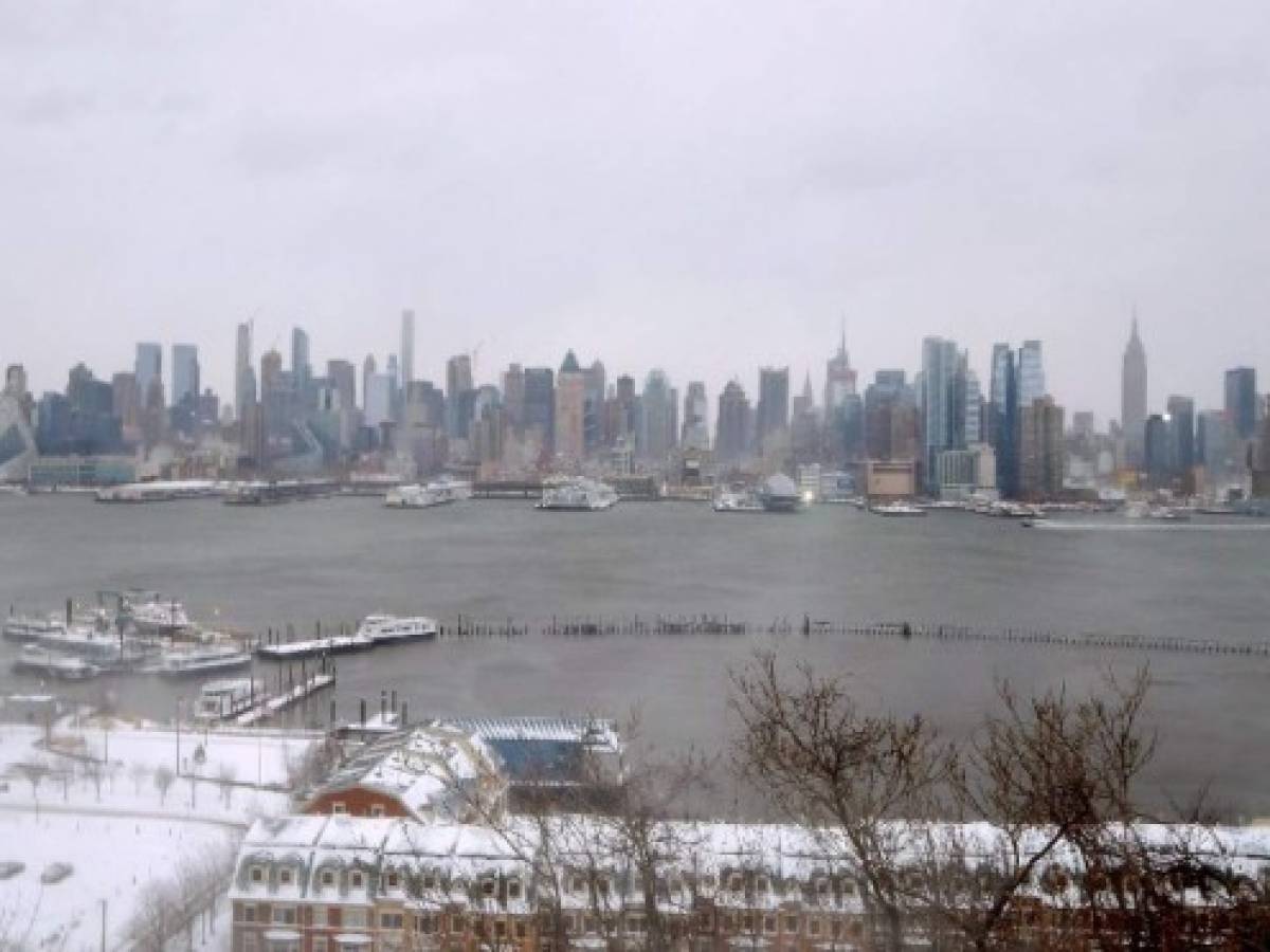 Nueva York declara el estado de emergencia por 'ciclón bomba'