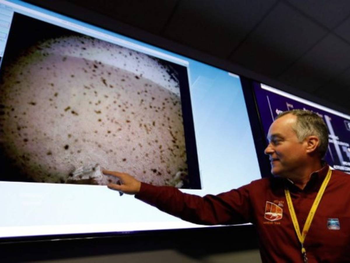 La sonda InSight de la NASA desciende en Marte