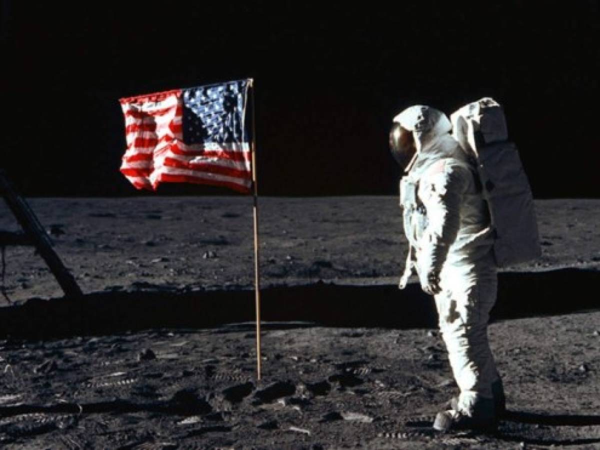 EEUU regresaría a la Luna en 2024