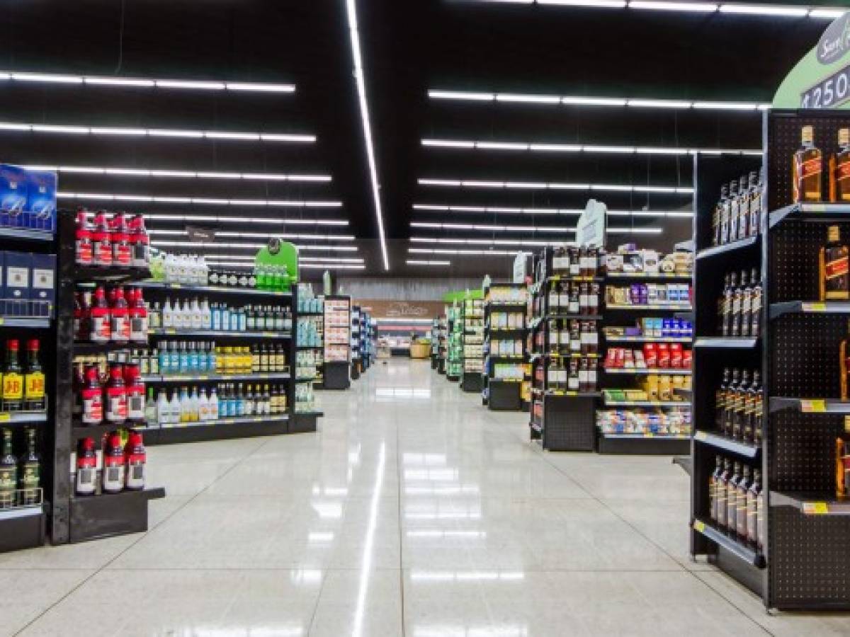 Walmart acuerda compra de cadenas Perimercados, Súper Compro y Saretto