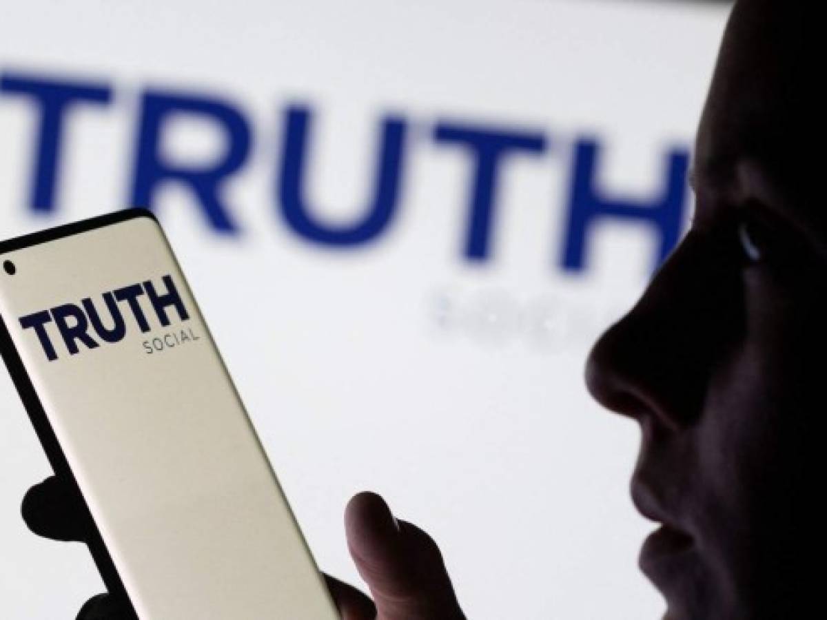 Trump estrena su propia red social llamada Truth Social