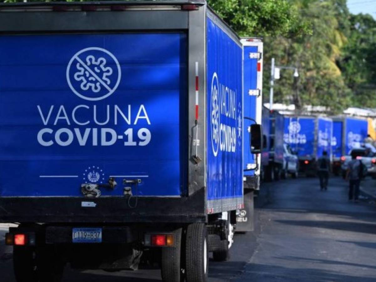 El Salvador evaluará enviar más vacunas a Honduras