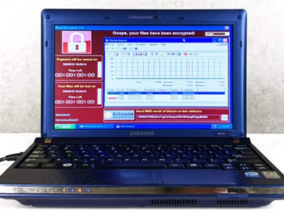Subastan en US$1,3 millones computadora portátil con seis virus