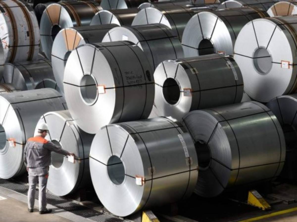 Trump anuncia nuevos aranceles al acero y al aluminio de Brasil y Argentina
