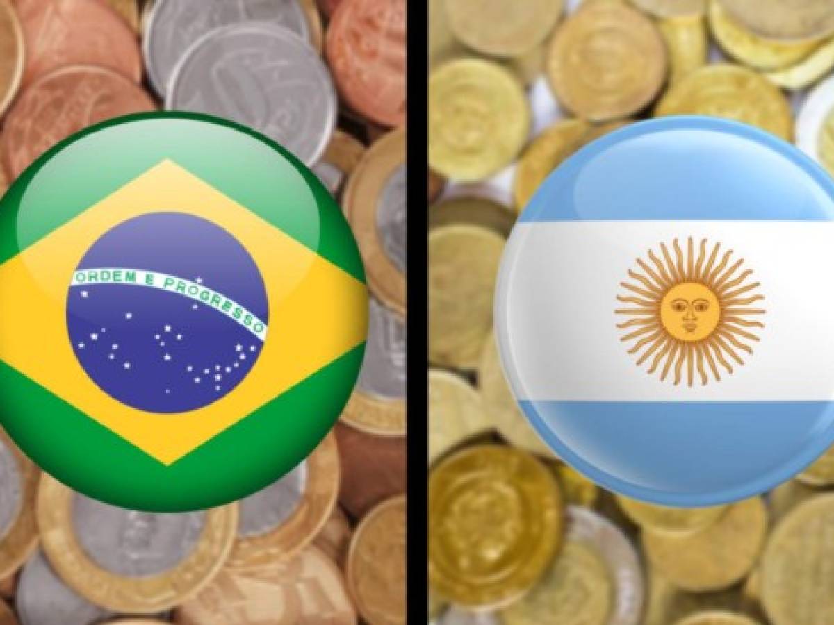 Argentina y Brasil trabajan en la creación de una moneda común