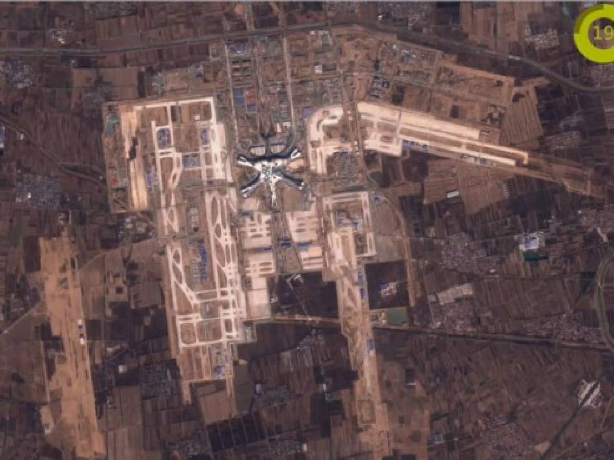 Imagen satelital de 2017 de los avances de la construcción. Durante las dos próximas décadas, y según informa la Prensa oficial, en China se construirán más de 200 aeropuertos para que en 2035 haya, en total, 450.