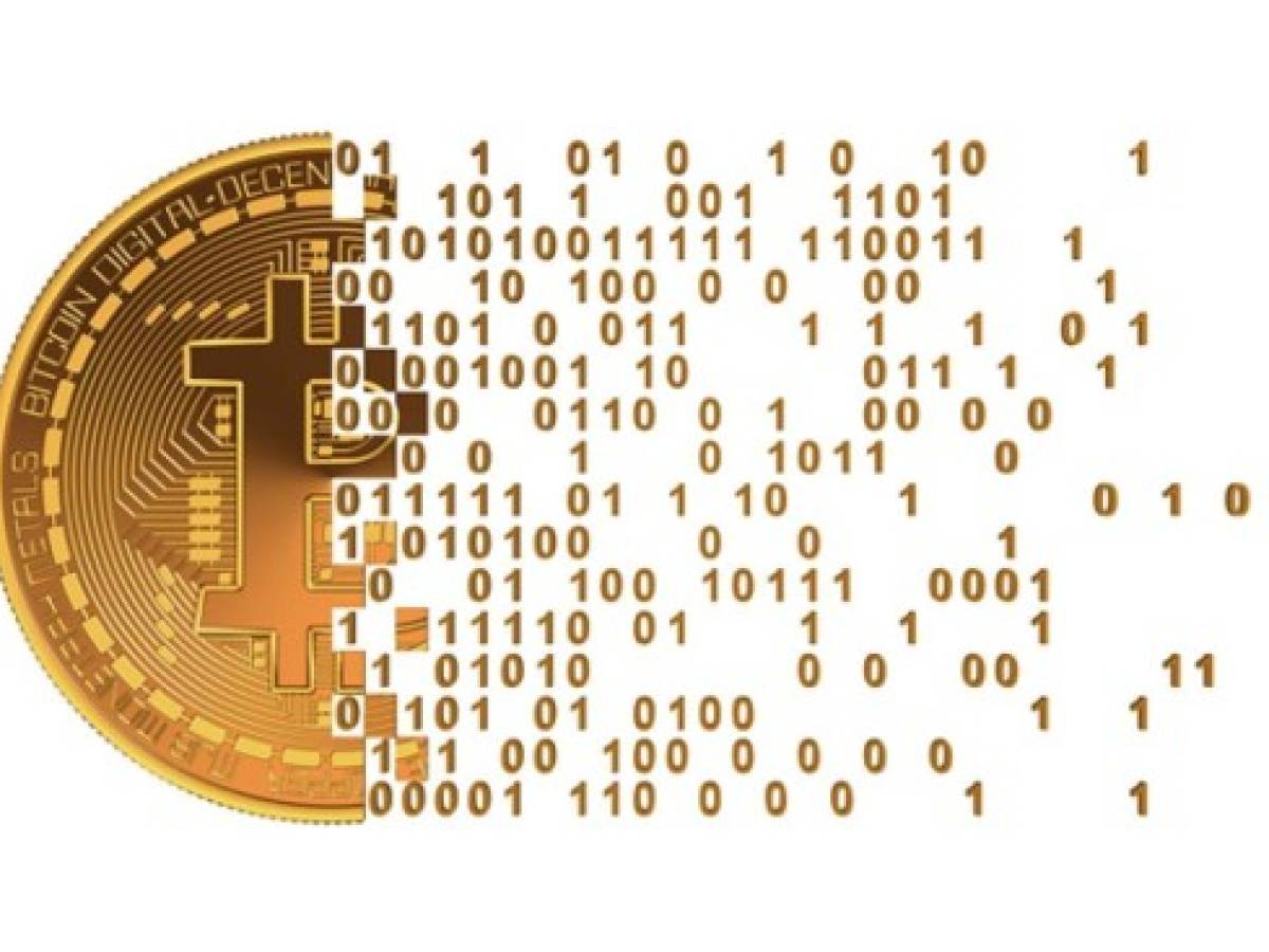 Bitcoin 'pisa en falso' y baja a los US$11.000