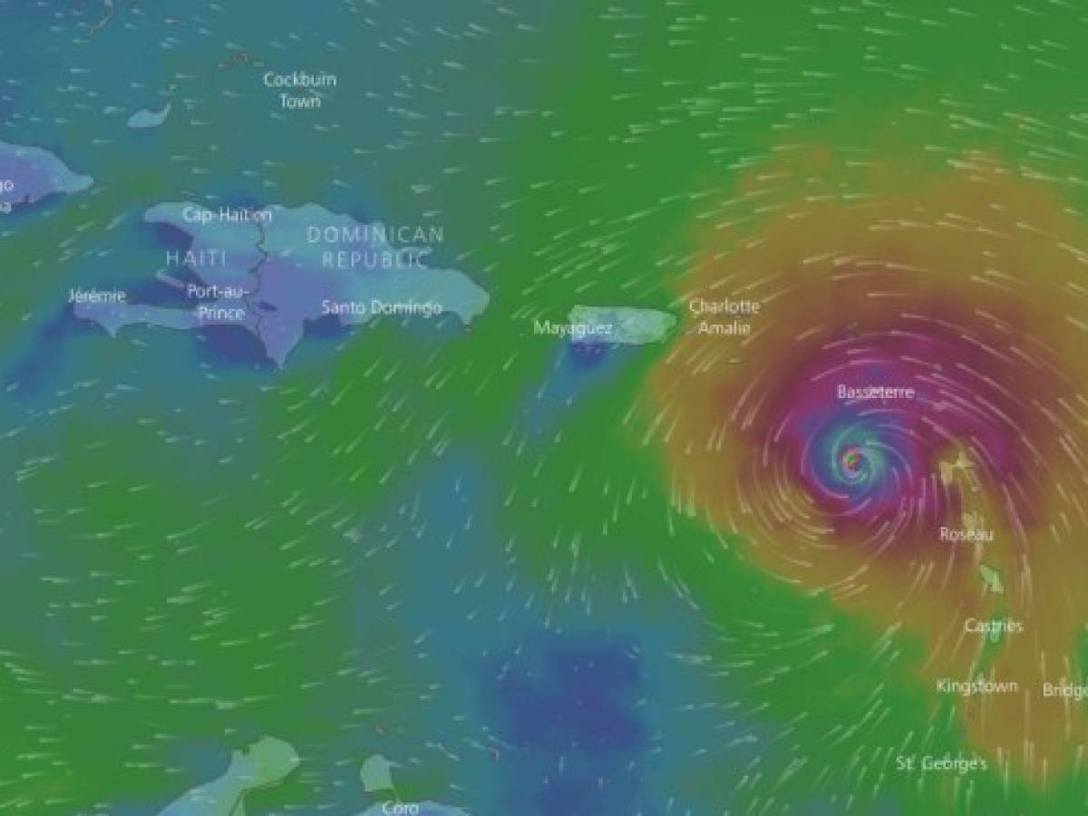 Huracán María: Puerto Rico se prepara para la peor tormenta en un siglo