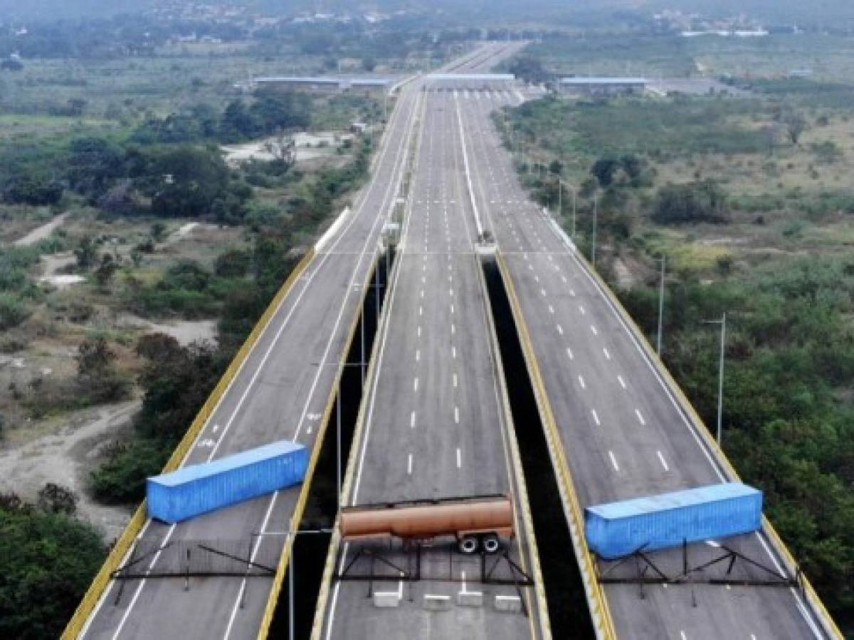 El chavismo bloquea el ingreso de ayuda internacional para Venezuela