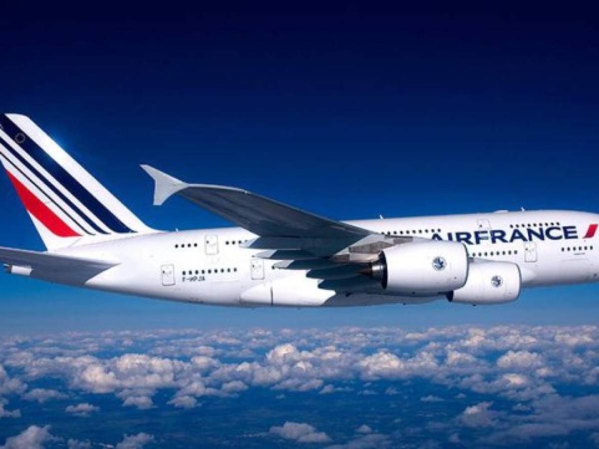 Air France cancela la mitad de sus vuelos de larga distancia por huelga