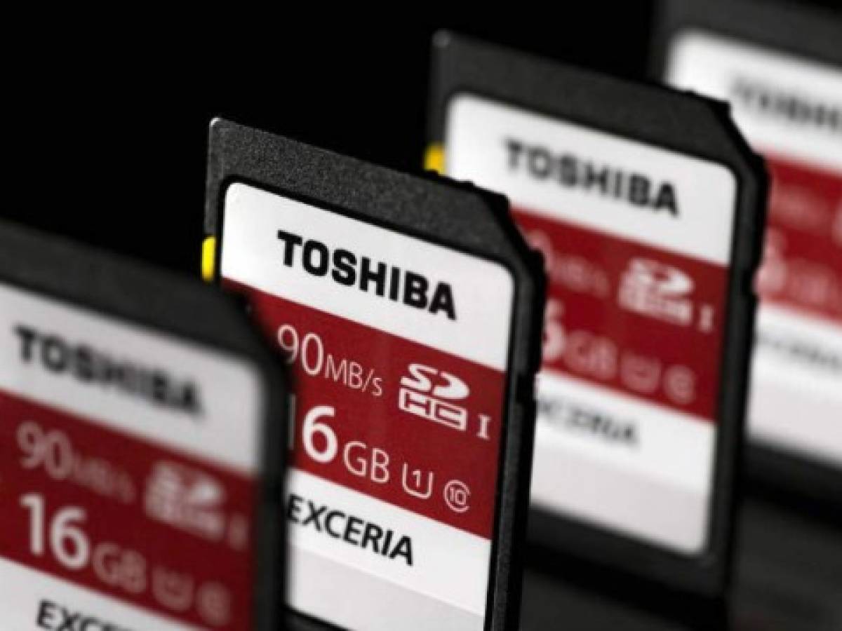 Apple quiere hacer el negocio de su historia con Toshiba