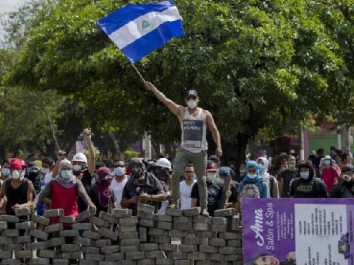 Nicaragua: Otorgan casa por cárcel a 100 presos políticos