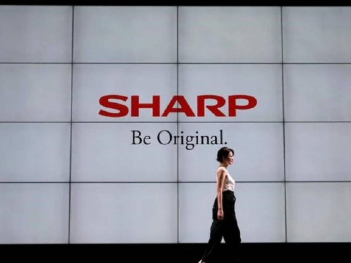 Sharp compra el negocio de computadoras personales de Toshiba por US$36 millones
