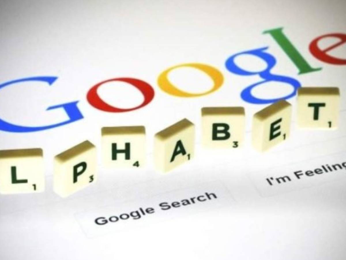Alphabet sube en Bolsa tras salida de sus cofundadores Larry Page y Sergey Brin