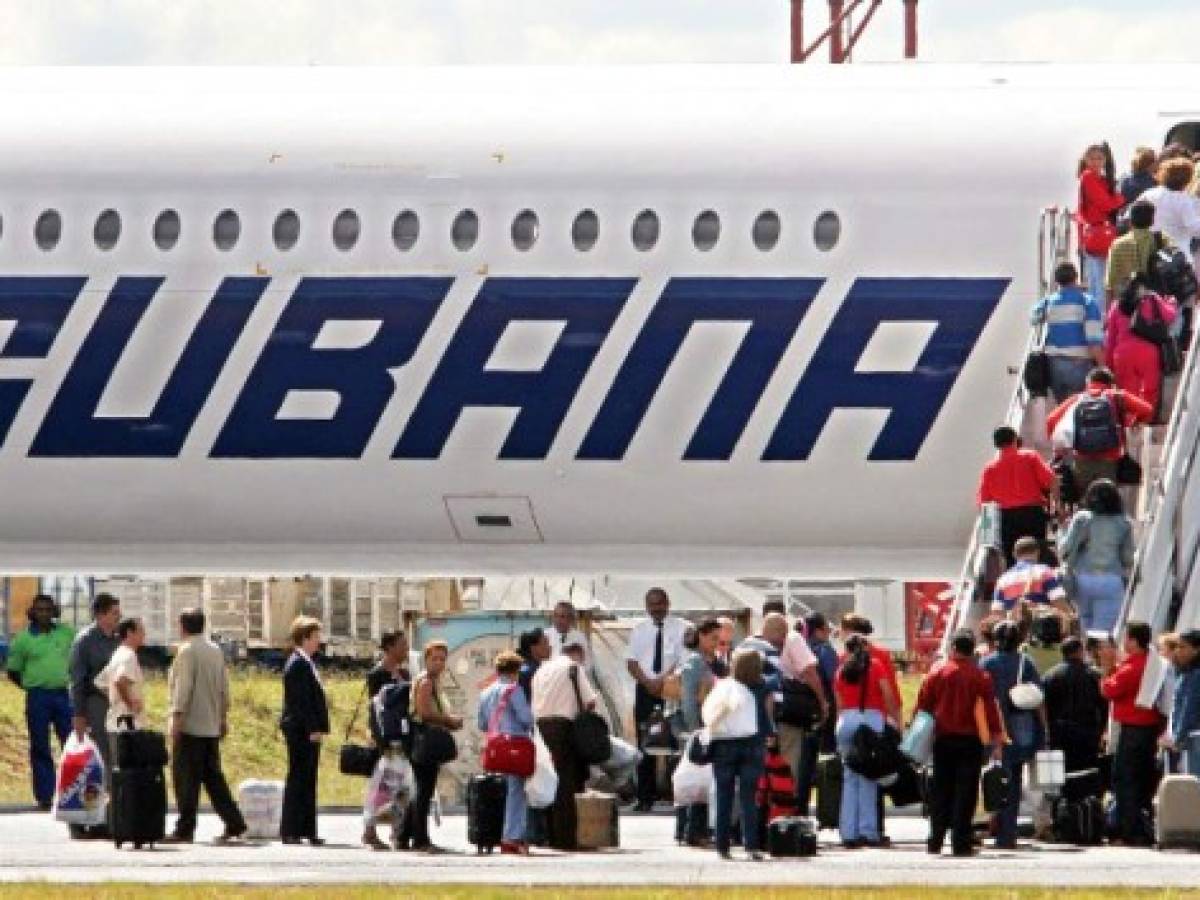 Suspenden operaciones de aerolínea mexicana tras accidente en Cuba