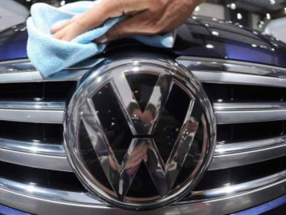 VW llama a revisión a 281.000 autos en EEUU