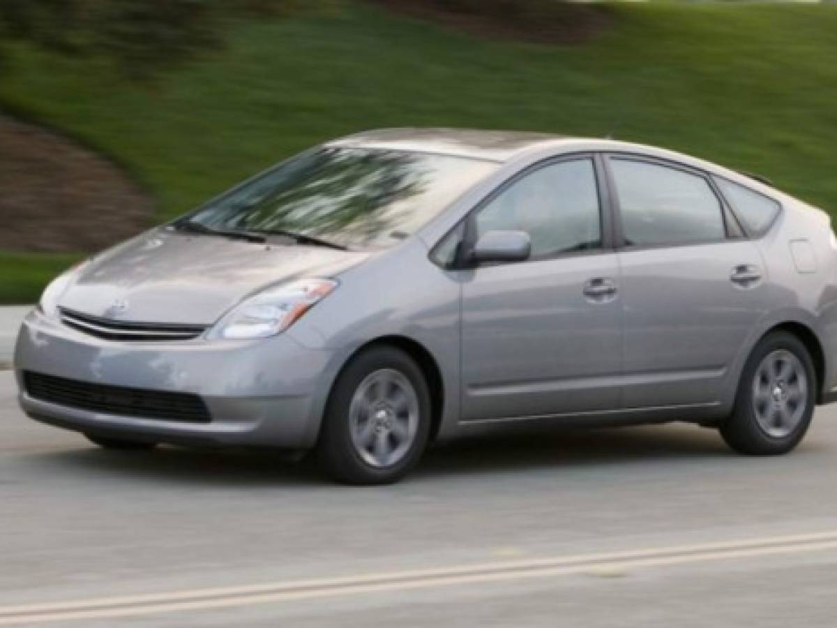 Toyota hará públicas las patentes de sus autos híbridos